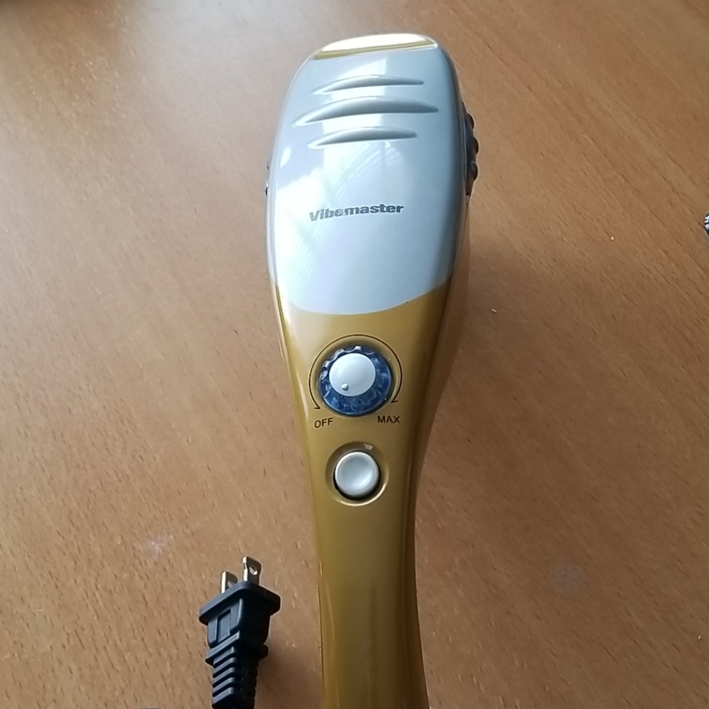 Hand massager